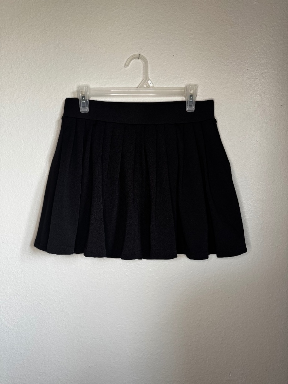 Indero Active Athletic Black Pleated Mini Skort Size XL